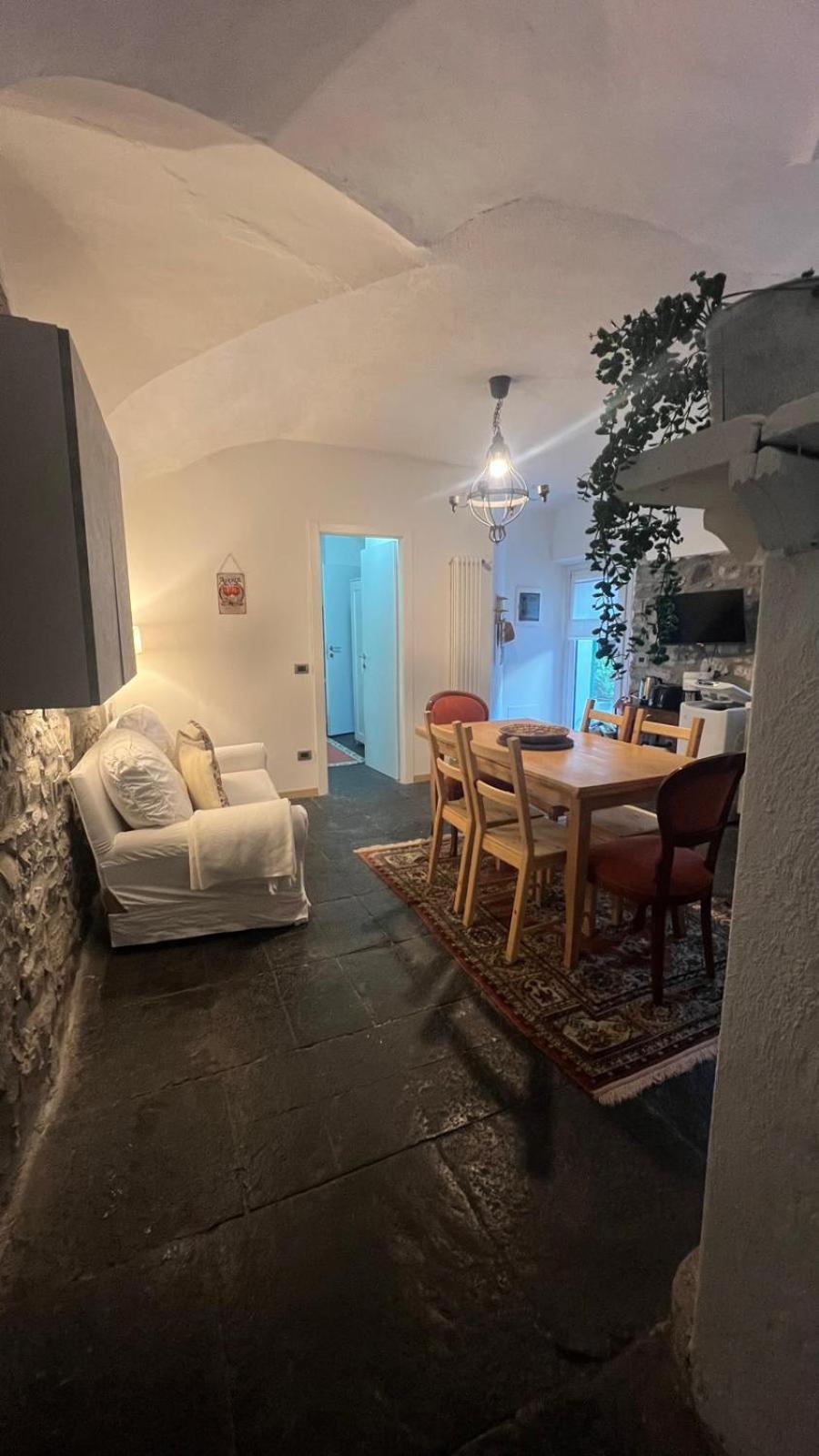 Casa Caterina Leilighet Lezzeno Eksteriør bilde