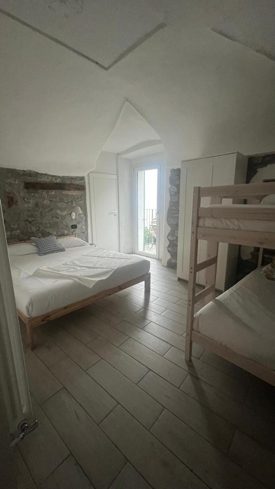 Casa Caterina Leilighet Lezzeno Eksteriør bilde